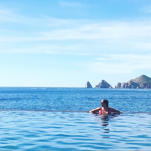 Meet your Posher, Andrea - Picture 1 of 1